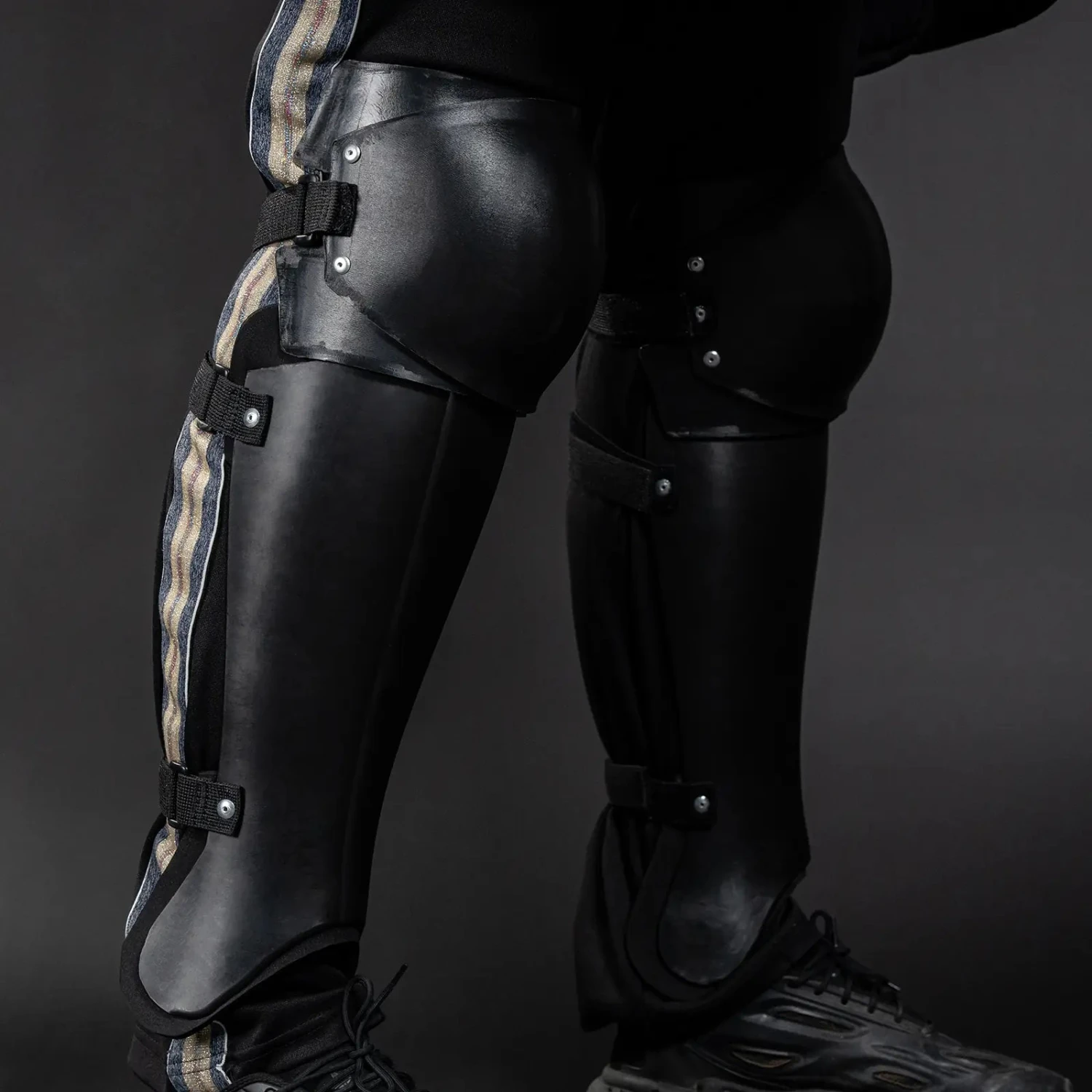 Premium Competition Saber Armour 7 Premium Competition Saber Armour - Image 5