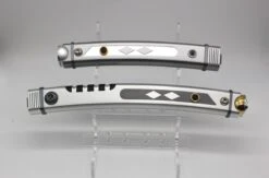 Collectors Edition Saber - KR Sabers Thrawn Hunter -Padawan Outpost Shop WhatsAppImage2023 09 28at12.17.39